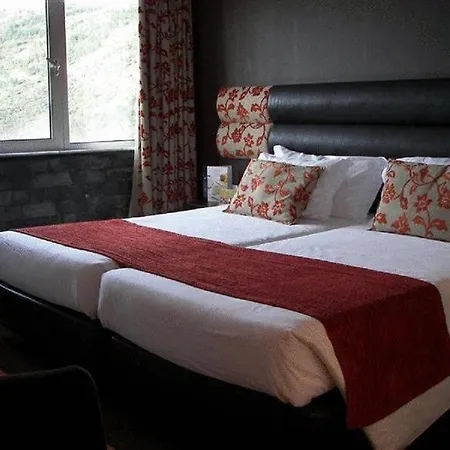 Hotel Carqueijais - Serra Da Estrela