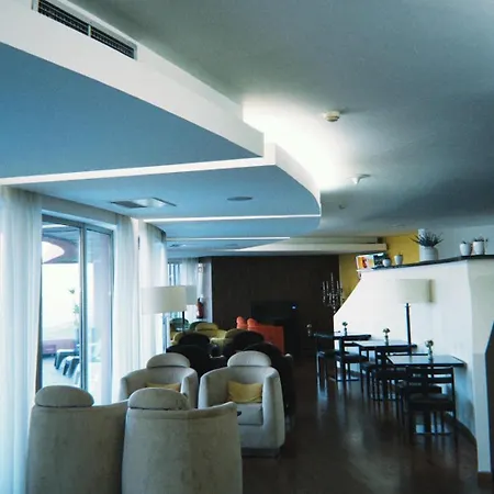 Carqueijais - Serra Da Estrela 4* קוביליה