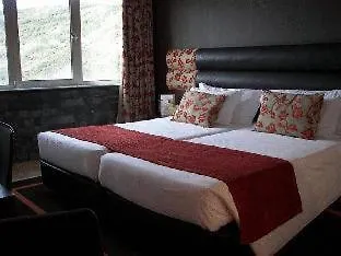 Carqueijais - Serra Da Estrela Hotel 4*